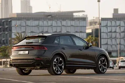 Rent Audi RS Q8 Black in Dubai — photo 3 of 6