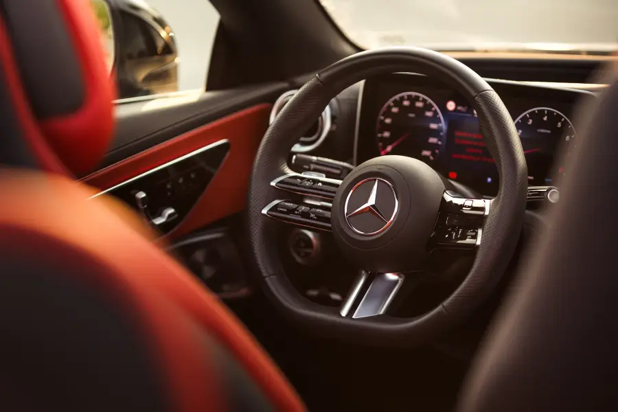 Rent Mercedes CLE 200 White in Dubai — Mercedes-Benz — photo 3 of 5