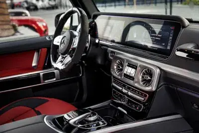 Rent Mercedes G63 AMG Black 2020 in Dubai — Mercedes-Benz — photo 3 of 5