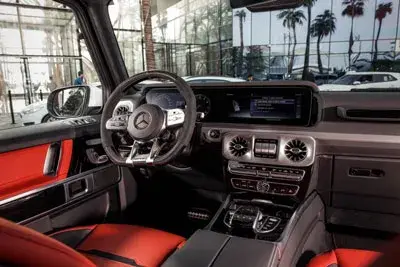 Rent Mercedes G63 AMG White in Dubai — Mercedes-Benz — photo 3 of 5
