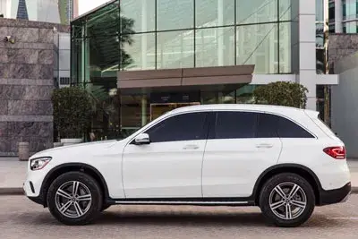 Rent Mercedes GLC 300 White in Dubai — Mercedes-Benz — photo 3 of 5