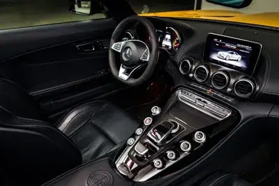 Rent Mercedes GTC Convertible Yellow 2019 in Dubai — Mercedes-Benz — photo 3 of 7