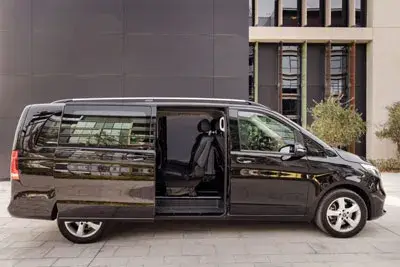 Rent Mercedes Benz Viano Black 2020 in Dubai — Mercedes-Benz — photo 2 of 5