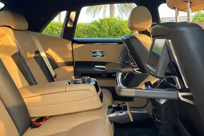 Rent Rolls Royce Ghost Black 2017 in Dubai — Rolls-Royce — photo 3 of 5
