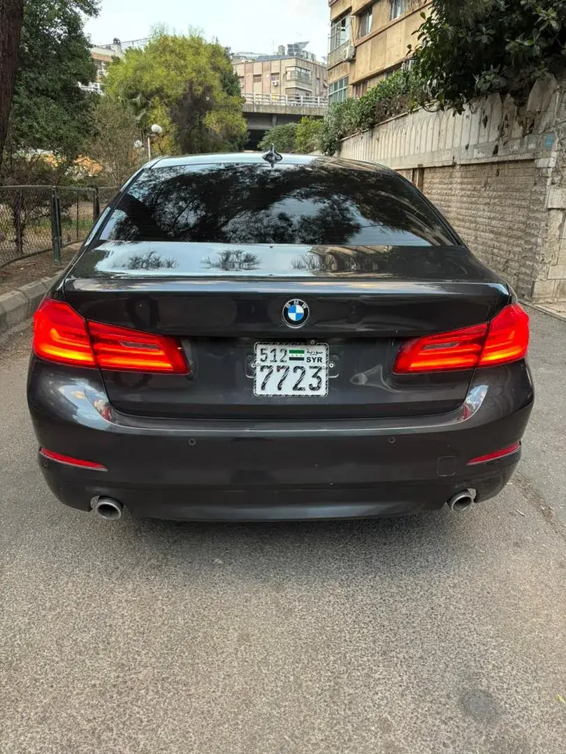 Rent BMW 520 Black 2020 in Damascus — photo 5 of 12