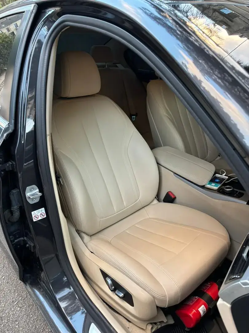 Rent BMW 520 Black 2020 in Damascus — photo 8 of 12