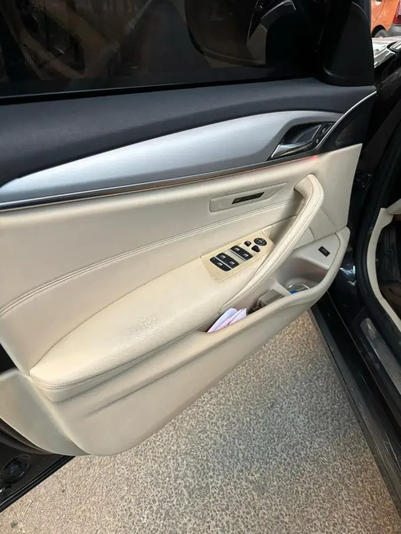 Rent BMW 520 Black 2020 in Damascus — photo 9 of 12