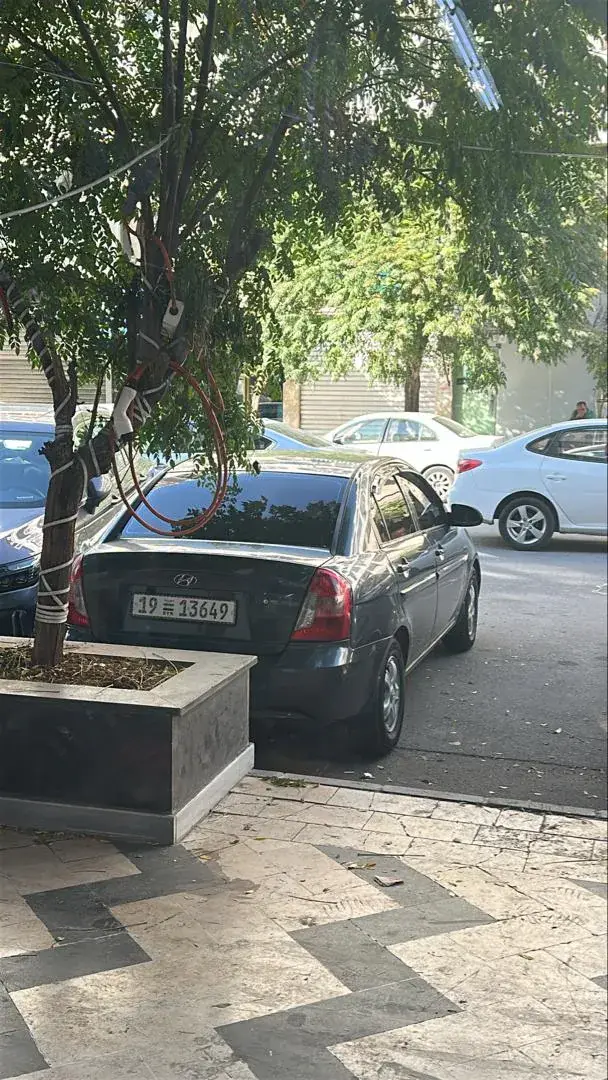 Rent Hyundai Verna Grey 2006 in Damascus — photo 3 of 3
