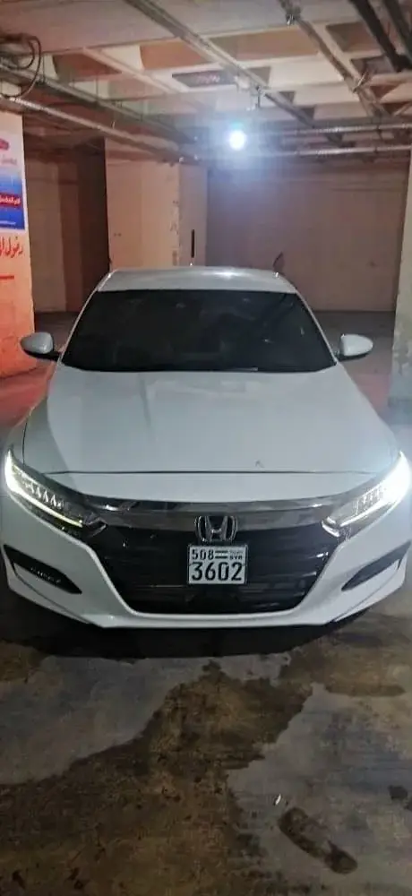 Rent Honda Accord Sport White 2020 in Damascus — photo 5 of 12