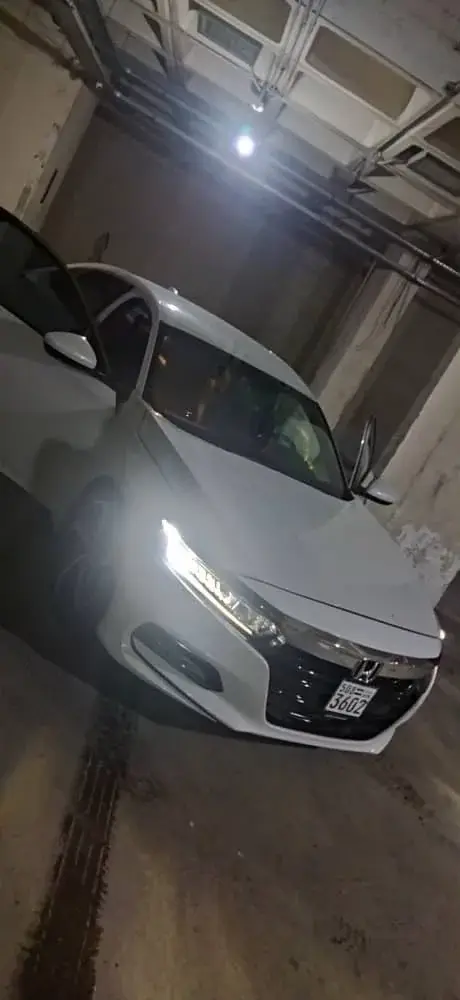 Rent Honda Accord Sport White 2020 in Damascus — photo 11 of 12