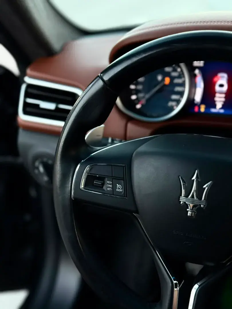 Rent Maserati Ghibli Black 2015 in Damascus — photo 11 of 18