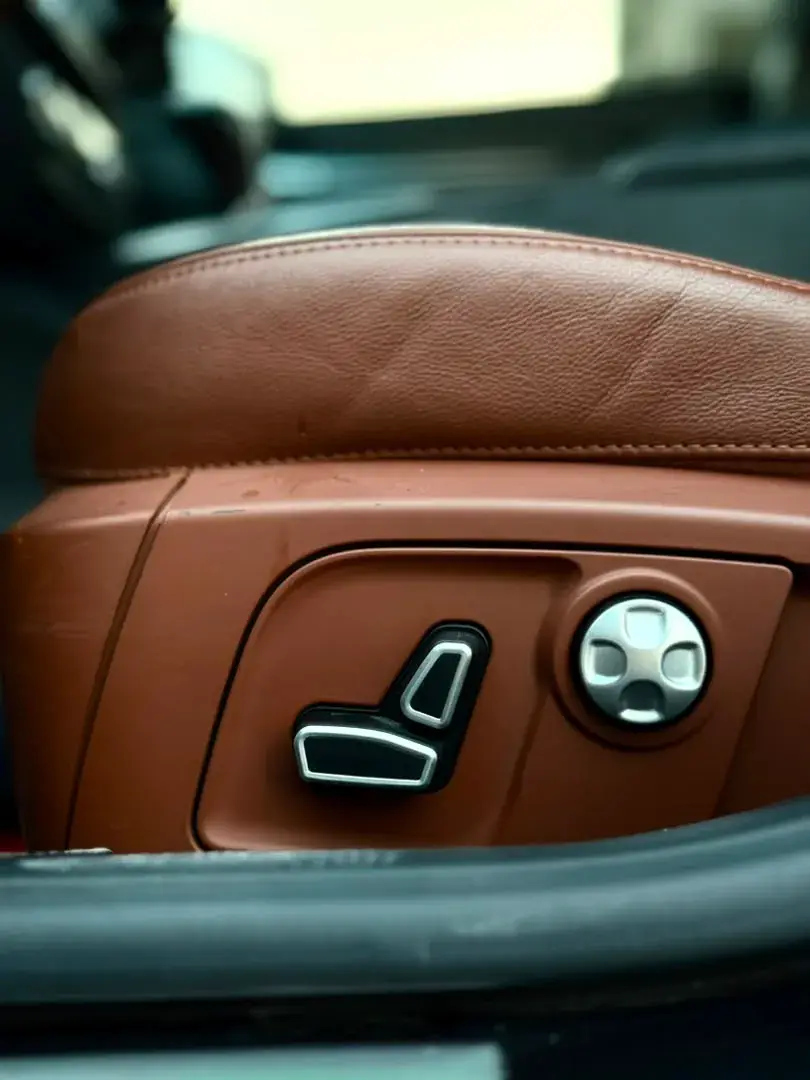 Rent Maserati Ghibli Black 2015 in Damascus — photo 17 of 18