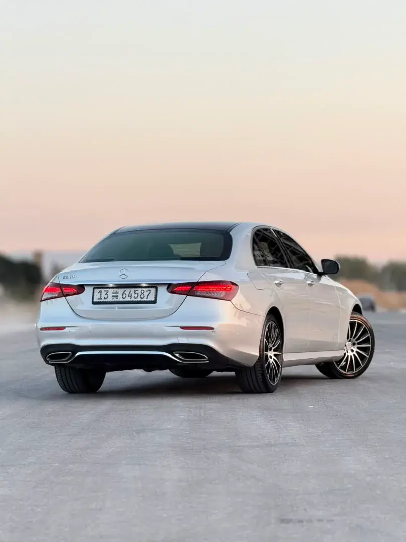 Rent 2019 Mercedes-Benz E-Class in Damascus — Luxury Sedan — photo 3 of 19