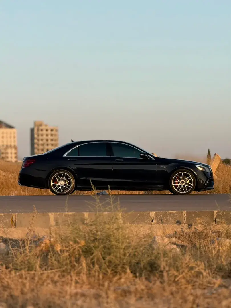 Rent Mercedes-Benz S 550 Black 2015 in Damascus — photo 3 of 33