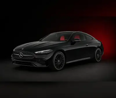 Dubai'de 2024 model Siyah Mercedes-Benz CLE 200 kiralık
