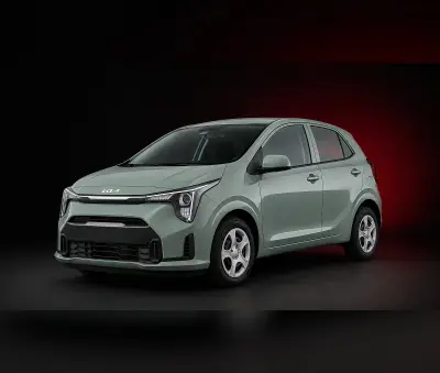 Dubai'de 2024 model Kia Picanto Yeşil kiralık