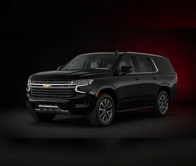 Dubai'de 2023 Siyah Chevrolet Tahoe Kirala