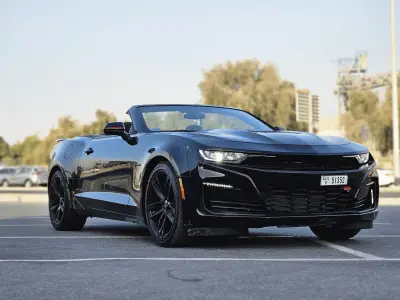Chevrolet Camaro 2024'ü Dubai'de Kiralayın