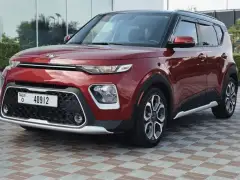 Alquiler de Kia Soul en Dubái