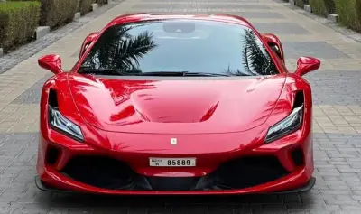 Dubai'de Ferrari F8 Tributo Spider Kirala