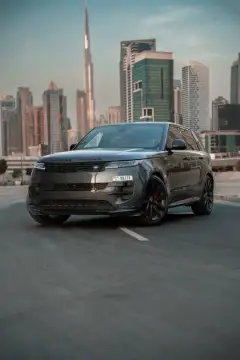 เช่ารถ Range Rover Sport สีเทา ในดูไบ