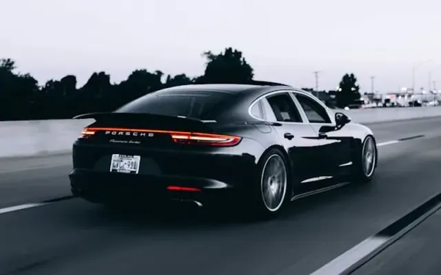 Sedan