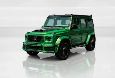Dubai'de Yeşil G63 Brabus Kit Kiralık