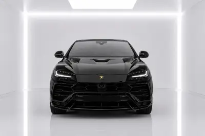 Dubai'de Lamborghini Urus Mansory Siyah'ı kiralayın