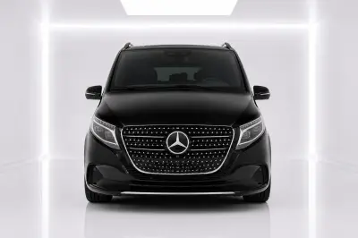 Dubai'de Siyah Mercedes-Benz V300 2026 kirala