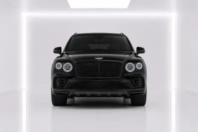 Dubai'de Siyah Bentley Bentayga Kirala
