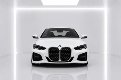 Dubai'de Beyaz BMW 420i Cabriolet Kirala