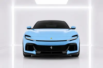 Dubai'de Mavi Ferrari Purosangue Kirala