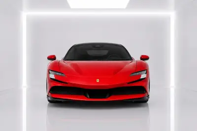 Dubai'de Kırmızı Ferrari SF90 Stradale Kirala
