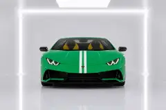 Аренда Lamborghini Huracan Evo Spider зелёного цвета в Дубае