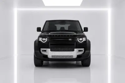 Dubai'de Land Rover Defender Siyah kiralık