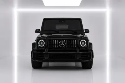 Dubai'de 2025 model Siyah Mercedes-Benz G63 AMG kiralayın