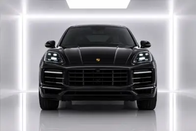 Dubai'de Porsche Cayenne Siyah kiralık
