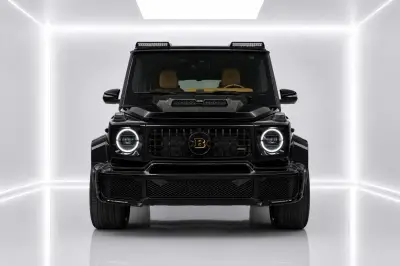 Dubai'de Siyah Mercedes-Benz G800 Brabus Kirala