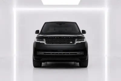 Dubai'de Siyah Range Rover Vogue kiralayın