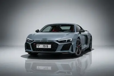 Dubai'de 2021 Gri Audi R8 V10 Coupe Kirala