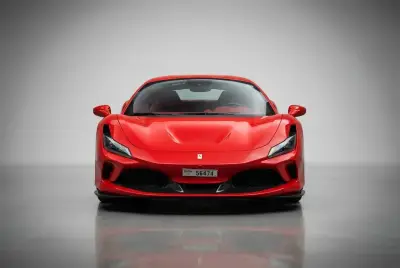 Dubai'de 2022 Kırmızı Ferrari F8 Spider Kirala
