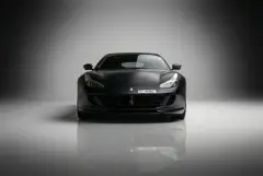 Dubai'de 2024 Siyah Ferrari GTC4 Lusso Kirala