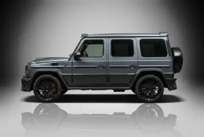 Dubai'de 2023 model Mercedes-Benz G63 Keyvany Gri kiralık