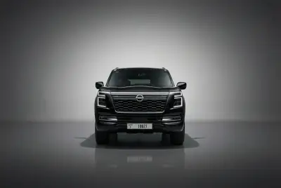 Nissan Patrol Siyah 2025'i Dubai'de kiralayın