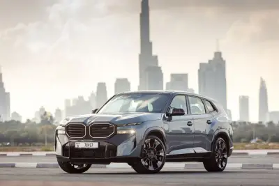 Dubai'de BMW XM Kiralık