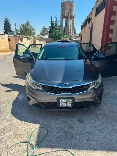 2020 Kia Optima Gri'yi Şam'da Kiralayın