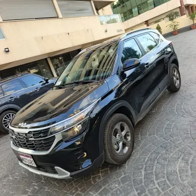 Rent Kia Seltos Black 2026 in Beirut